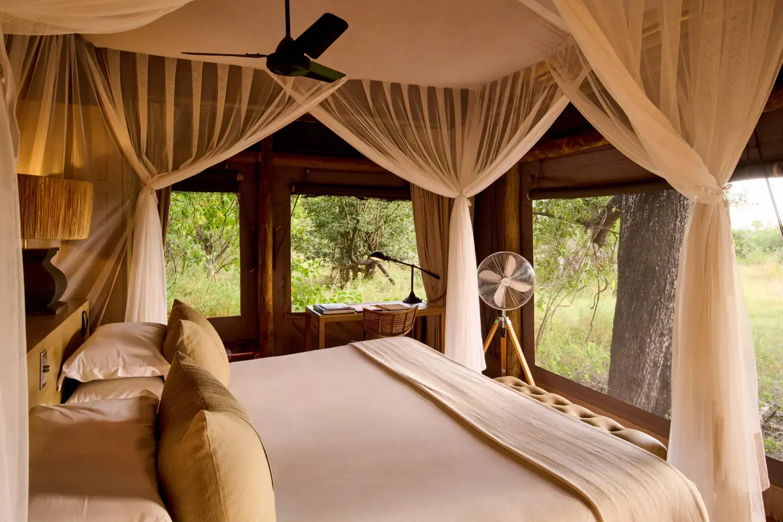 Double room at Camp Moremi