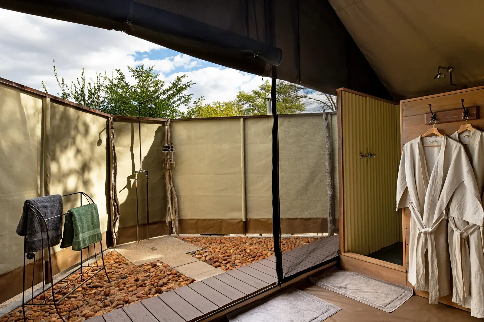 Outdoor shower at Ingwe Pan Camp