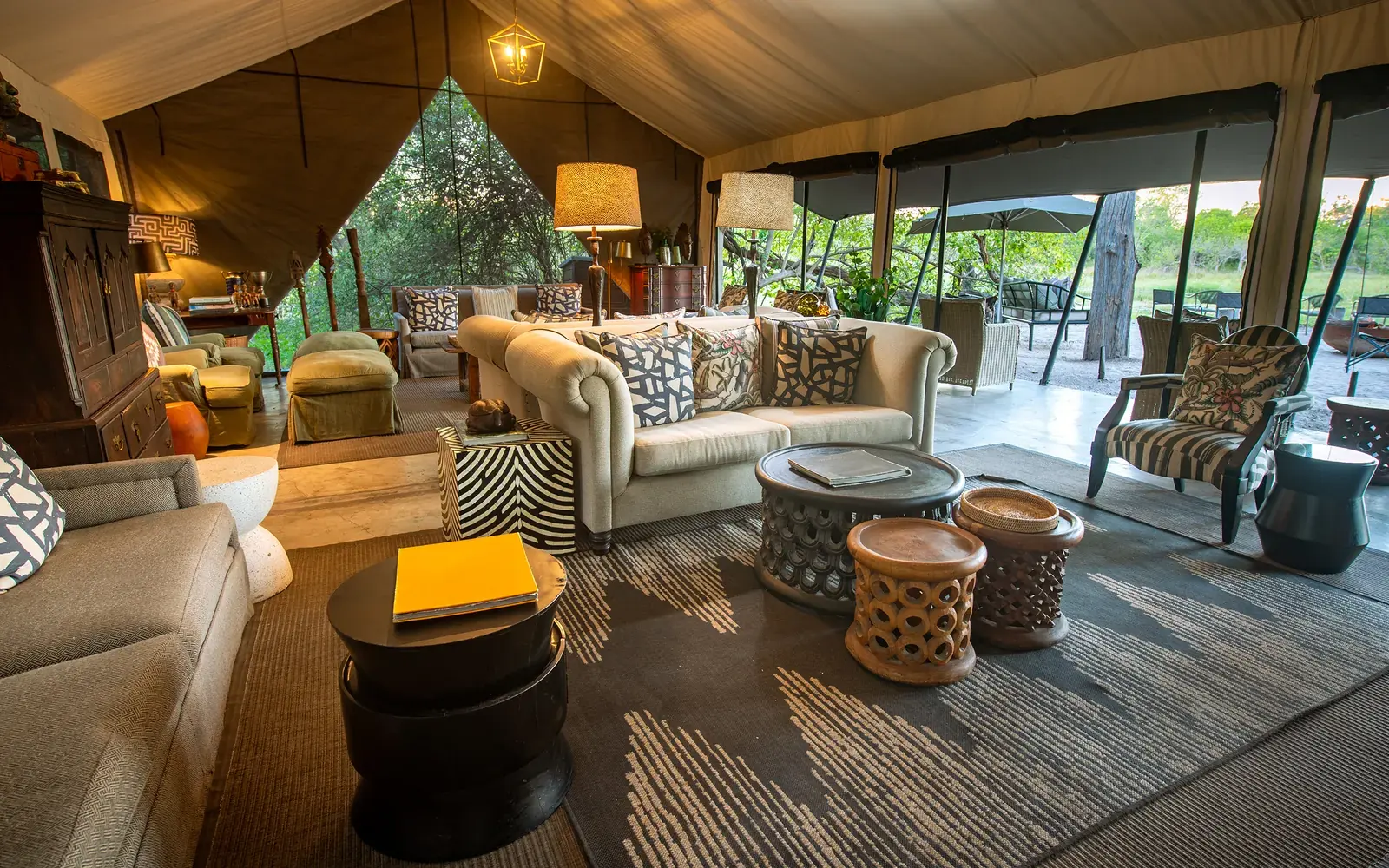 Main tent lounge at Machaba Camp