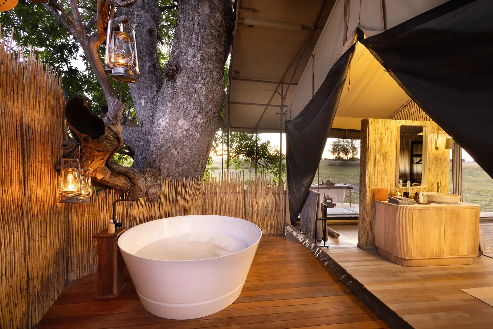 Outdoor bath at Monachira Camp
